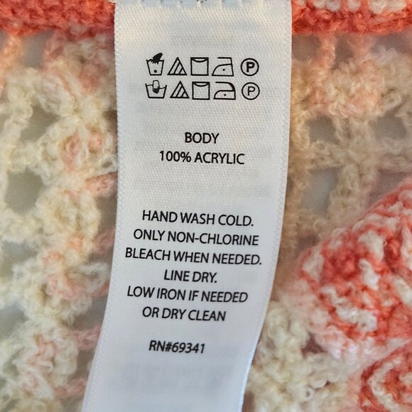 NWT House of Harlow Crochet Shawl Poncho One Size Sweater Pink Bow Fringe Boho - Picture 8 of 10